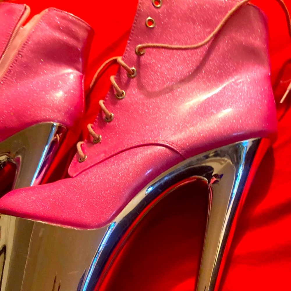 Pleaser Shoes Size 9 A 9 inch Heel